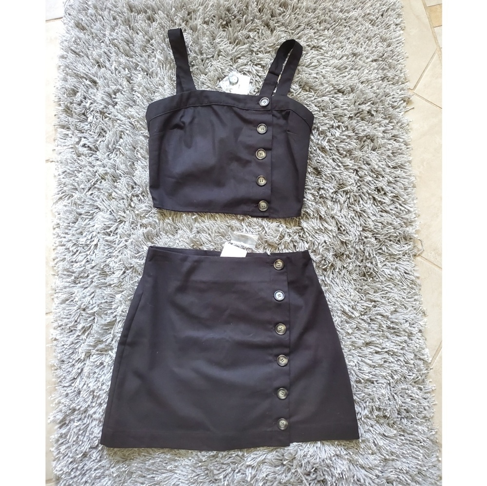 Tilly's 2 piece set crop and skirt